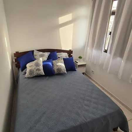 Apartamento próximo a praia Astúrias-3