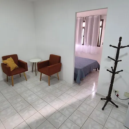 Apartamento próximo a praia Astúrias-2